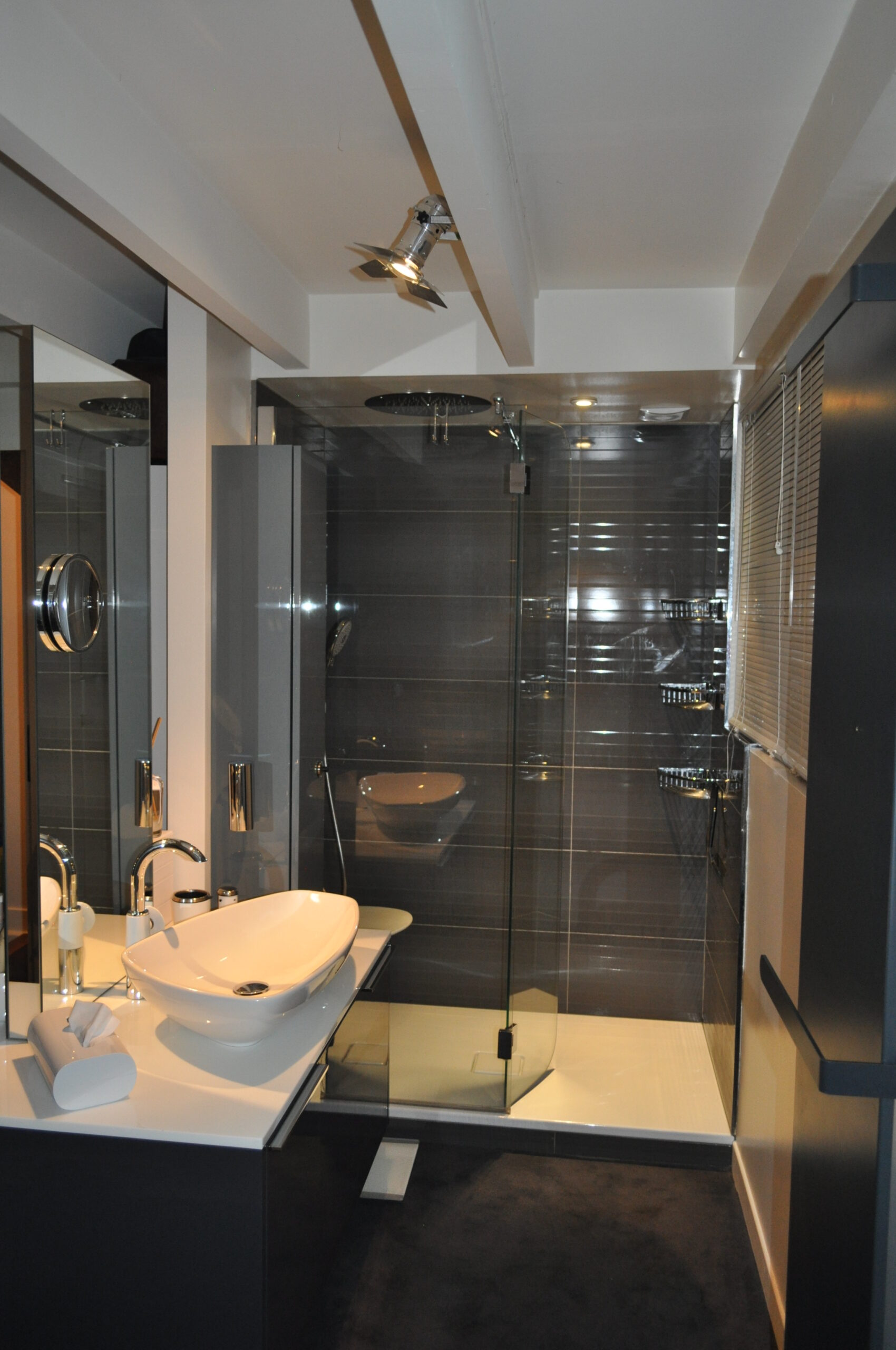 découvrez nos services experts pour rénover votre salle de bain à vincennes. améliorez confort et esthétisme avec des solutions personnalisées et un savoir-faire local.