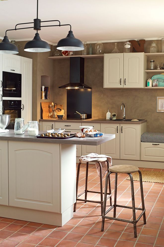 découvrez nos conseils et astuces pour rénover le sol de votre cuisine facilement et efficacement. transformez votre espace avec nos idées pratiques et tendances.