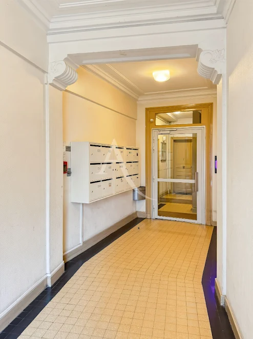 découvrez notre guide complet pour rénover votre appartement à paris 12e, avec des conseils pratiques, des astuces d'experts et les étapes essentielles pour un projet réussi.