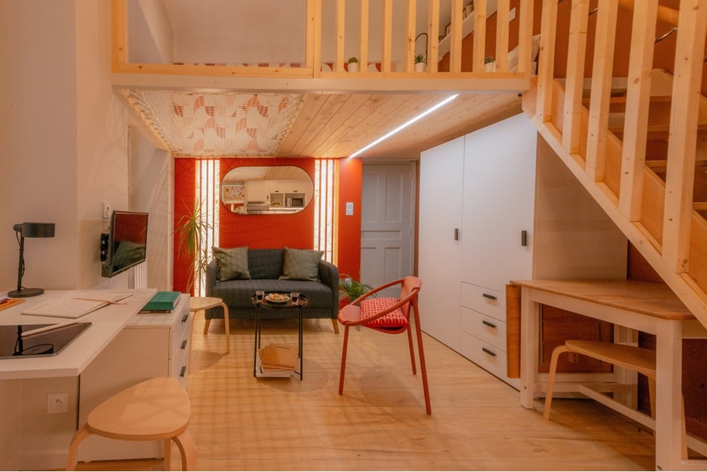 découvrez comment rénover un studio mezzanine pour optimiser l'espace et maximiser le confort. astuces pratiques et idées aménagées pour un intérieur fonctionnel et design.