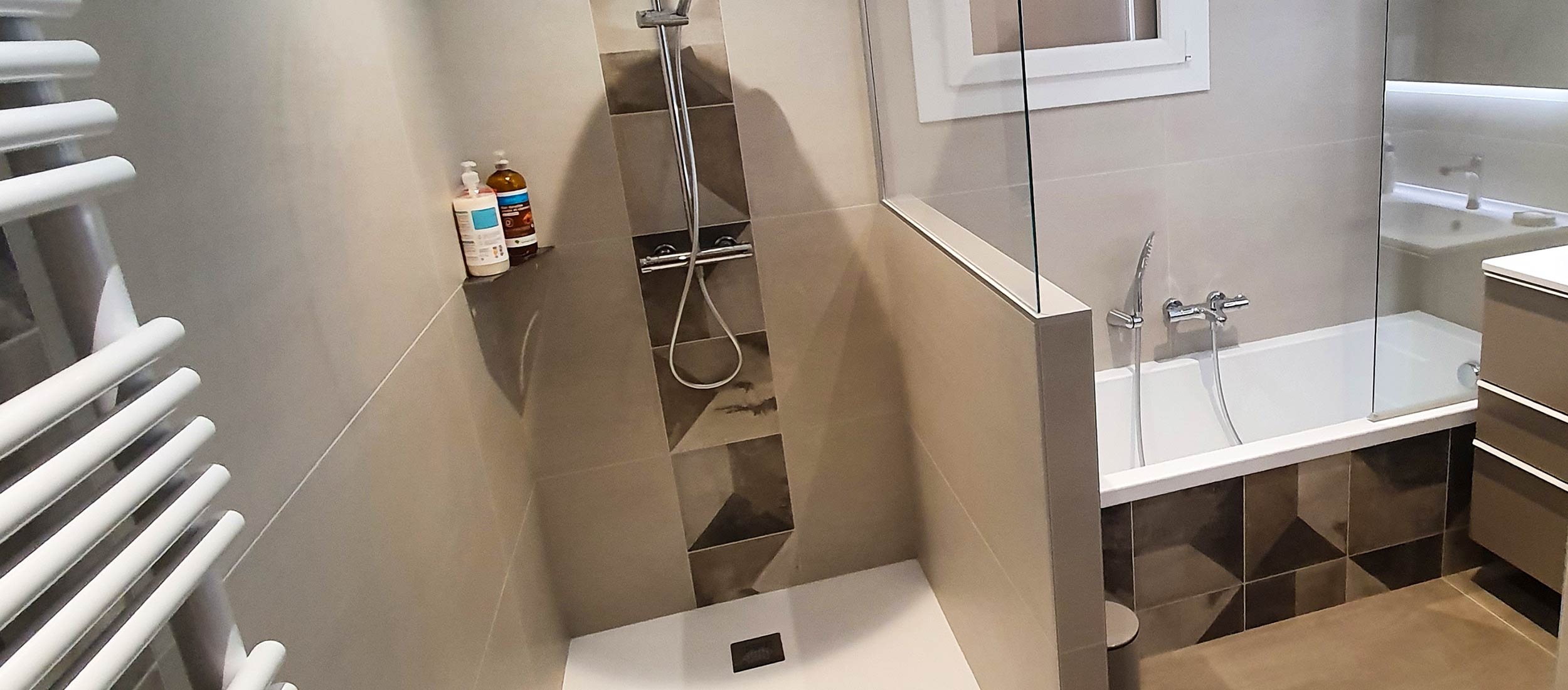 transformez votre salle de bain au chesnay-rocquencourt avec nos services de rénovation professionnels. qualité, design et confort au rendez-vous pour un espace moderne et fonctionnel.
