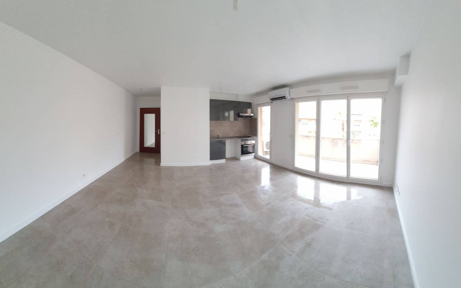 découvrez nos conseils pratiques pour repeindre votre appartement facilement et rapidement, et transformez votre intérieur avec style.