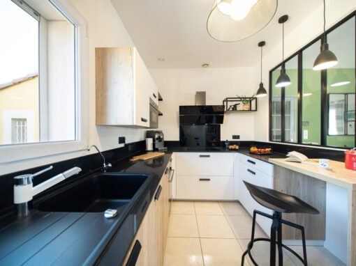 découvrez nos conseils et astuces pour réussir la rénovation de votre cuisine à mareil-le-guyon. transformez votre espace avec style et fonctionnalité.