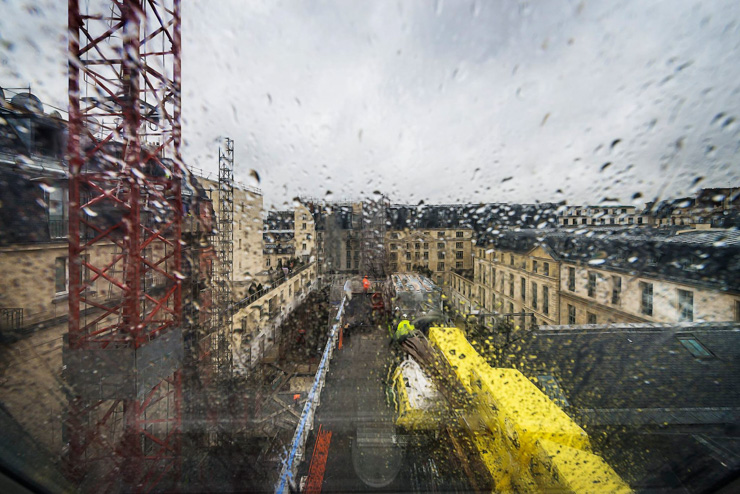 découvrez la rénovation exceptionnelle du ritz paris, un chef-d'œuvre de l'hôtellerie de luxe alliant histoire et modernité pour une expérience inoubliable.