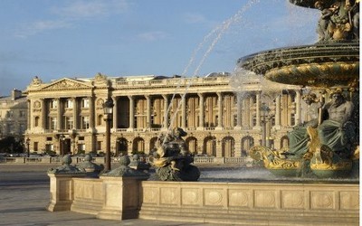 le célèbre hôtel ritz paris sera fermé en 2025 pour d'importantes rénovations, promettant une expérience encore plus luxueuse à sa réouverture.