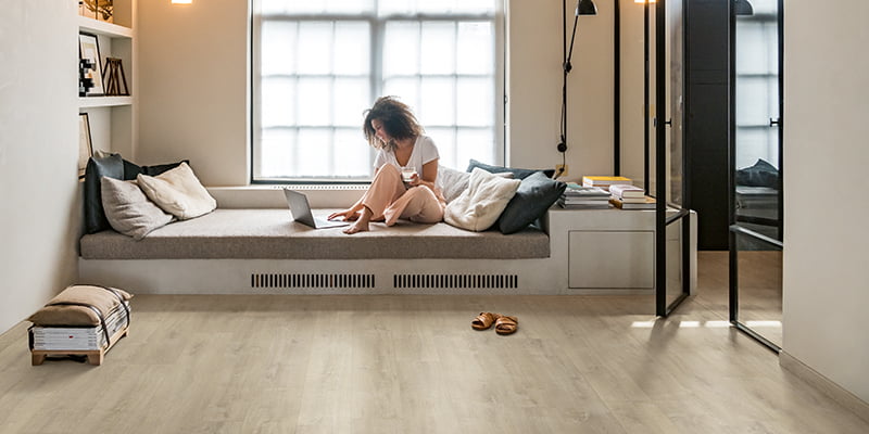 découvrez comment choisir le sens de pose optimal pour votre parquet afin d'améliorer l'esthétique et la durabilité de votre sol.