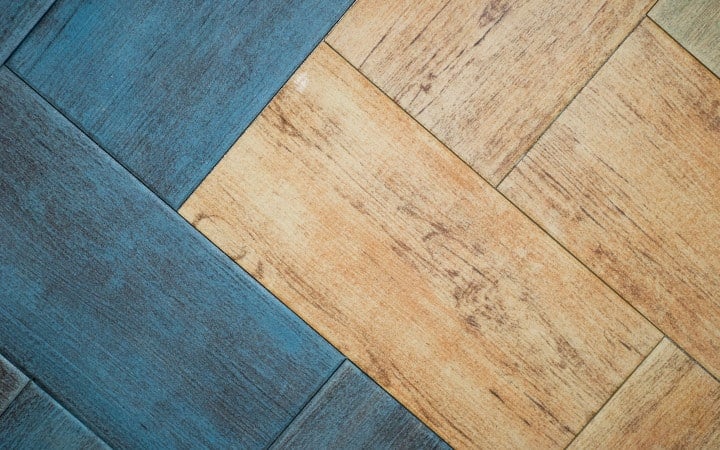 découvrez comment choisir le sens de pose optimal pour votre parquet afin d'embellir votre intérieur et garantir une pose durable et esthétique.