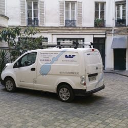 découvrez nos services d'électricité rapides et efficaces à paris 8. intervention professionnelle garantissant sécurité et qualité pour tous vos besoins électriques.