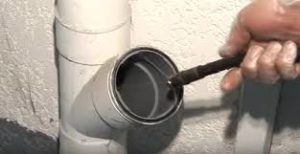 découvrez nos solutions efficaces pour le dégorgement de canalisations obstruées et retrouvez un écoulement fluide rapidement.