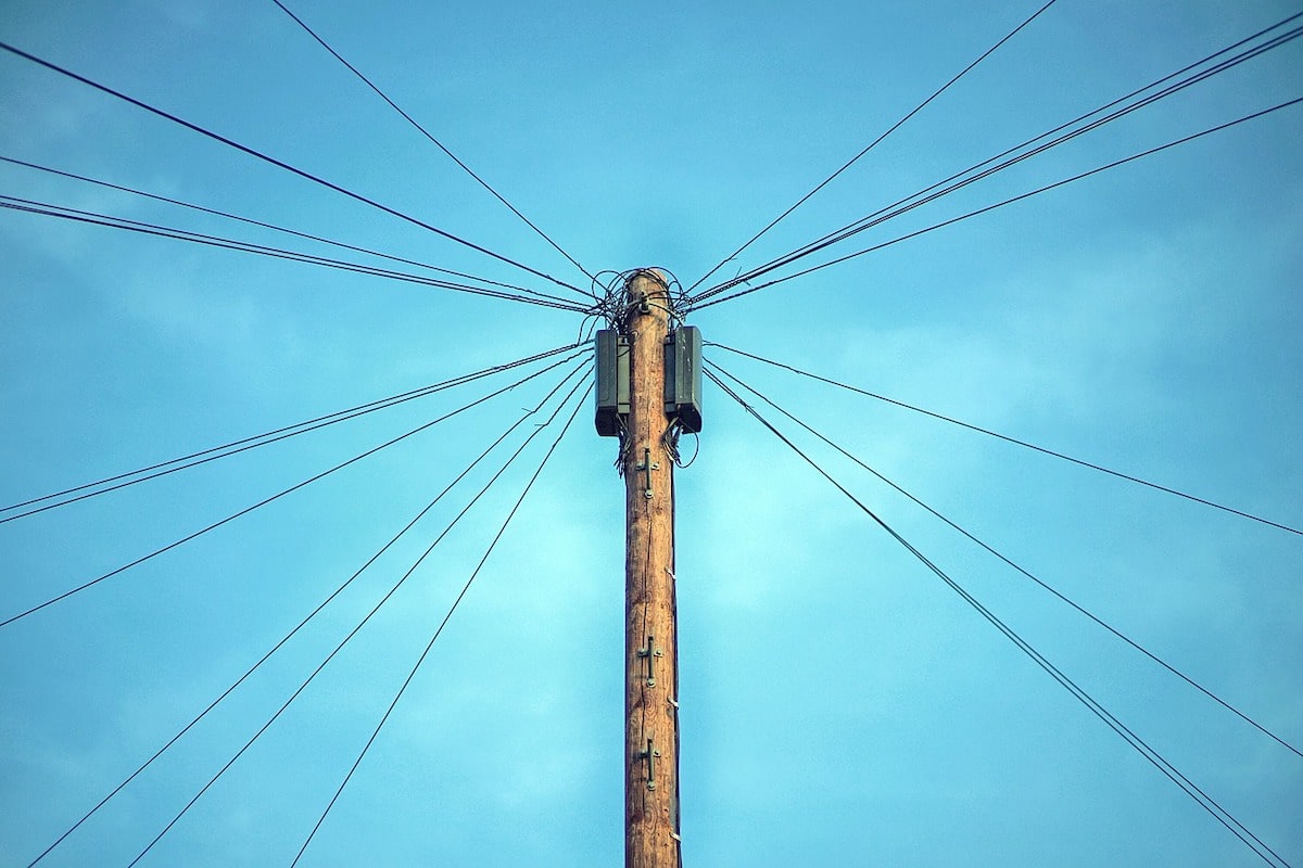 découvrez nos solutions efficaces pour gérer et résoudre les pannes de courant rapidement, afin de garantir la continuité de votre énergie et votre sécurité.