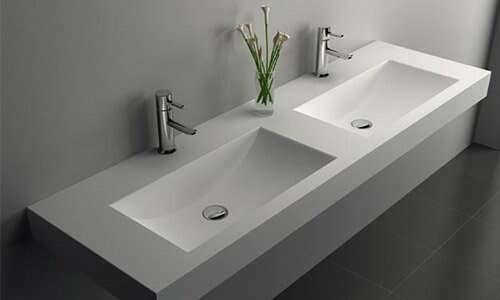 découvrez comment optimiser la surface fonctionnelle de votre salle de bain pour un espace à la fois pratique et esthétique.