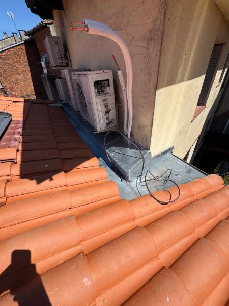 découvrez nos tarifs de zinguerie au mètre compétitifs et transparents pour tous vos travaux de toiture et gouttières. obtenez un devis personnalisé rapidement.