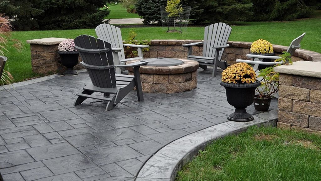 découvrez nos solutions pour une terrasse en béton durable et esthétique, parfaite pour aménager votre espace extérieur avec style et solidité.