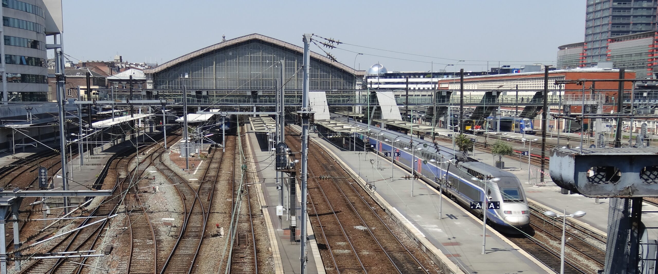 trouvez des professionnels qualifiés pour tous vos travaux à lille : rénovation, construction, rénovation énergétique et plus. devis rapides et personnalisés.
