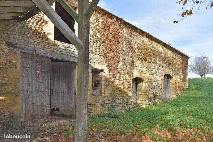 découvrez nos offres d'achat de granges à rénover à paris. idéal pour un projet immobilier unique alliant charme de l'ancien et rénovation personnalisée.