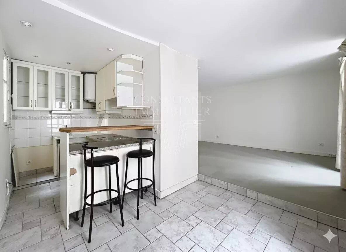 découvrez nos offres pour acheter un studio à rénover à paris. investissez dans un bien immobilier avec potentiel, idéal pour créer votre espace sur mesure au cœur de la capitale.