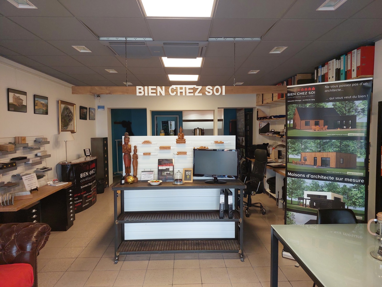 découvrez notre agence d’architecture intérieure sur-mesure, spécialisée dans la création d’espaces uniques et personnalisés qui reflètent votre style et vos besoins.