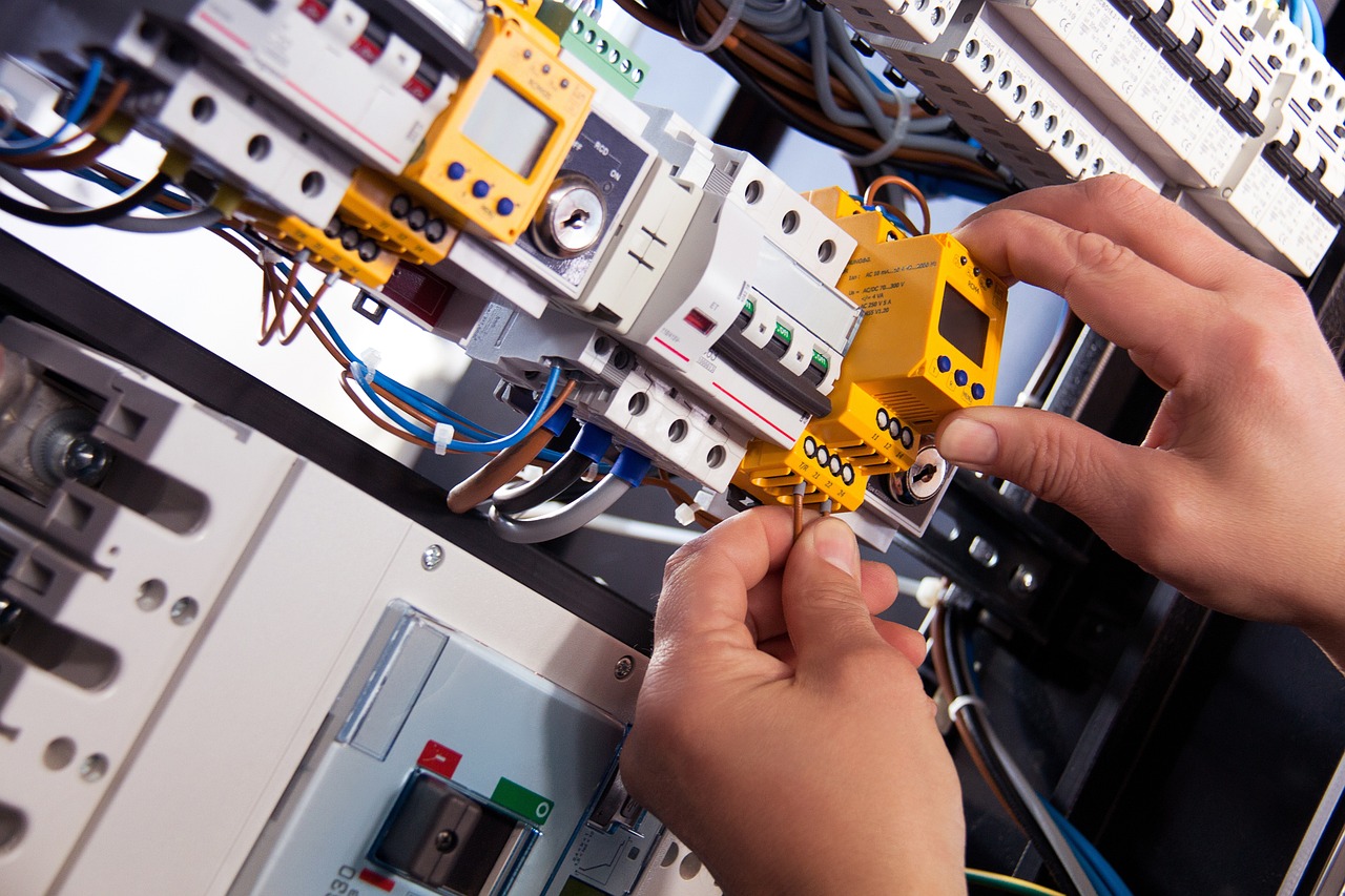 découvrez des conseils pratiques et une assistance fiable pour tous vos besoins en électricité à la maison, garantissant sécurité et efficacité.
