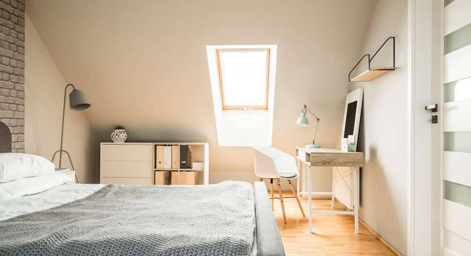 découvrez nos conseils et astuces pour l'aménagement de combles de 50m2, avec un guide complet des prix pour optimiser votre projet.