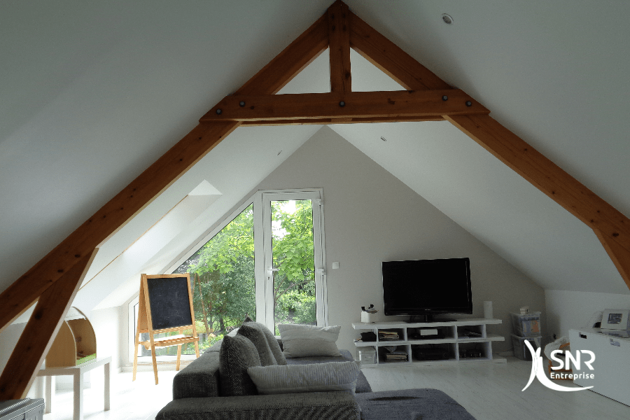 découvrez notre guide complet des prix pour l'aménagement des combles et réalisez vos projets d'optimisation d'espace en toute sérénité.