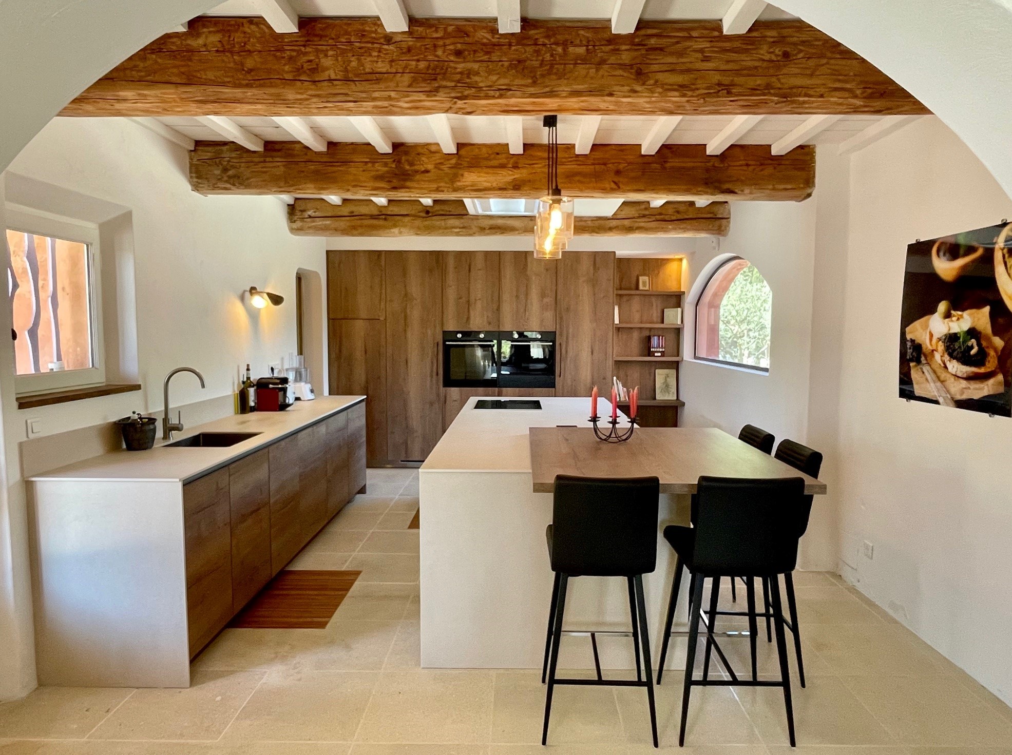 découvrez nos conseils et idées pour l'aménagement de cuisine, alliant fonctionnalité et design pour un espace convivial et pratique.