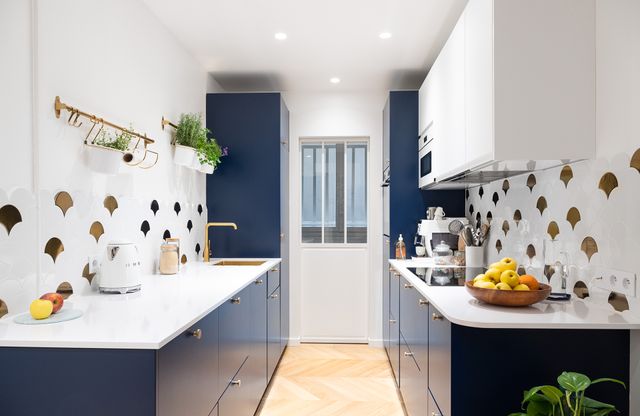 découvrez nos solutions d'aménagement de cuisine à paris alliant modernité et fonctionnalité pour un espace optimisé et design.