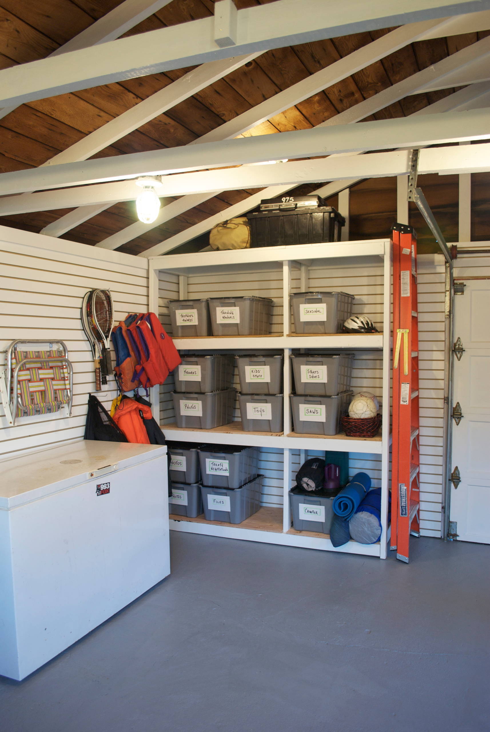 découvrez des astuces pratiques pour l'aménagement de votre garage : organisation optimale, gain d'espace et idées de rangement efficaces.