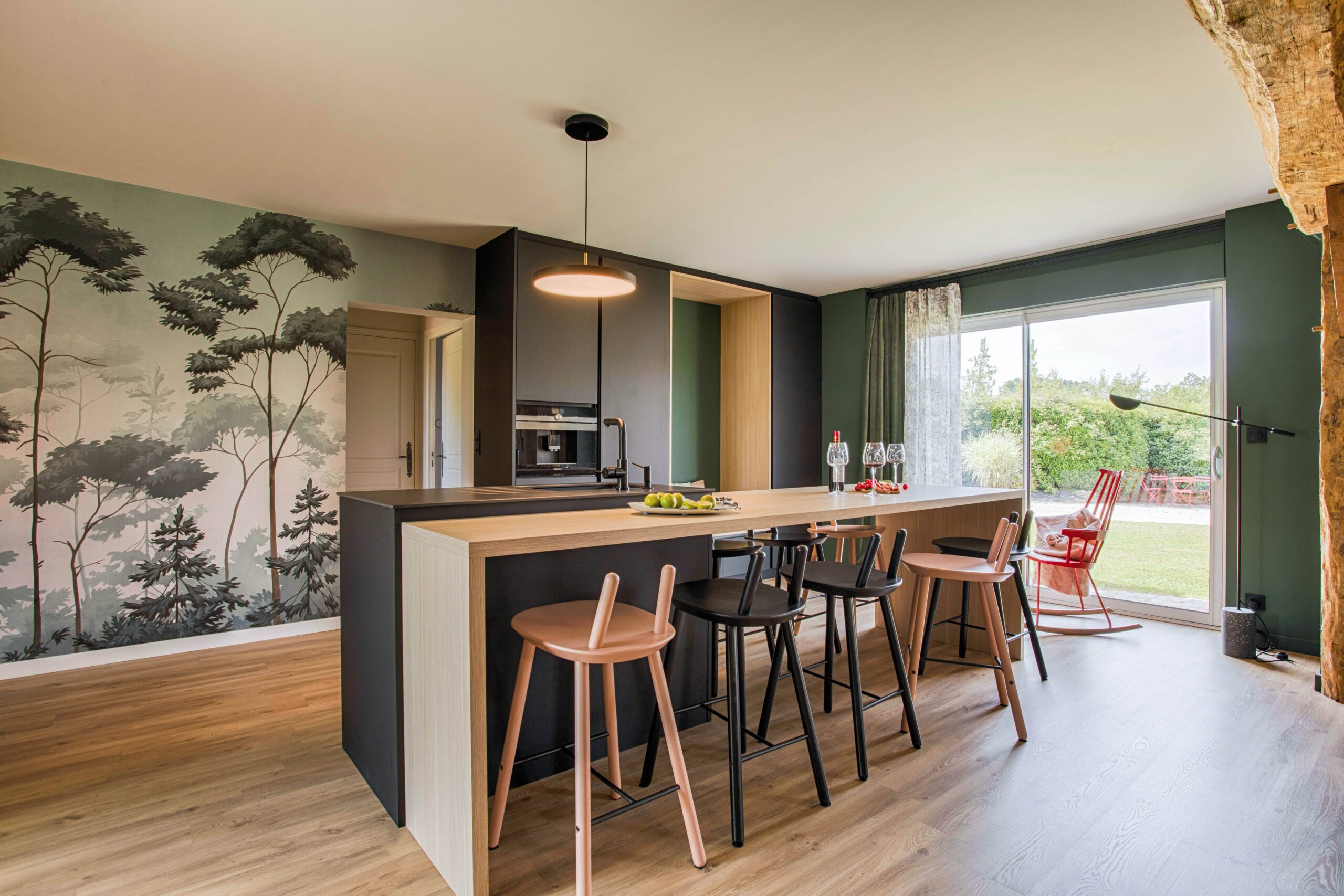 découvrez nos solutions d'aménagement intérieur à caen pour optimiser et sublimer votre espace de vie avec style et fonctionnalité.