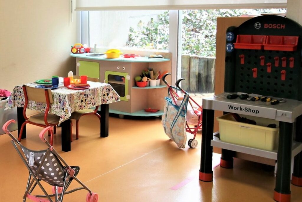 découvrez nos idées et conseils pour l'aménagement optimal de votre salle de jeu, alliant fonctionnalité et plaisir pour petits et grands.