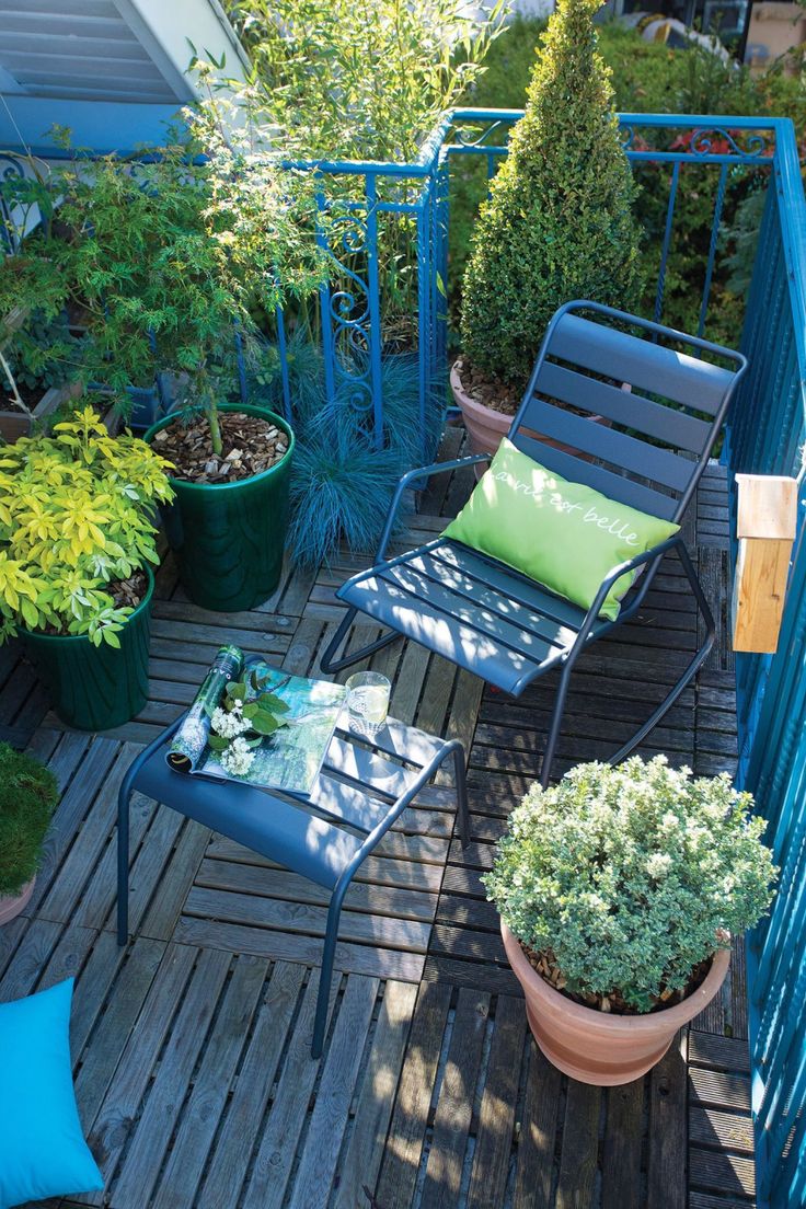 découvrez nos astuces et idées pratiques pour aménager votre balcon et en faire un espace convivial et agréable à vivre.