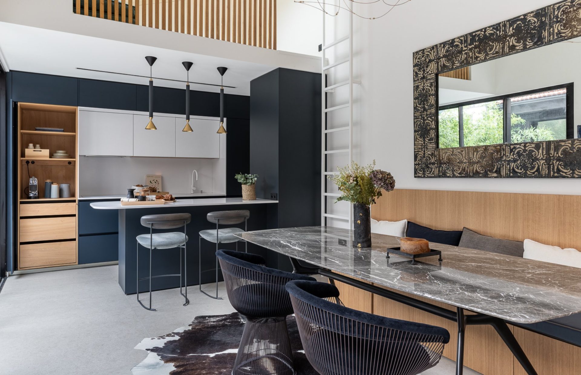 découvrez comment aménager une cuisine ouverte pour optimiser l'espace, favoriser la convivialité et moderniser votre intérieur avec style.