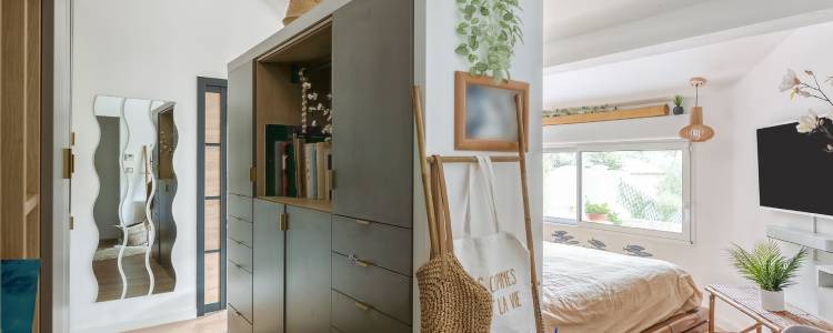 découvrez comment aménager efficacement un garage de 20m2 pour optimiser l'espace, organiser vos outils et créer un espace fonctionnel adapté à vos besoins.