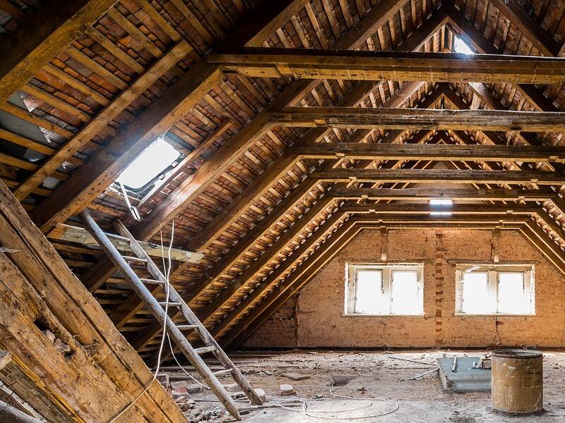 découvrez comment aménager votre grenier en un espace fonctionnel et cosy, optimisez votre espace de vie avec nos conseils pratiques et idées d'aménagement.