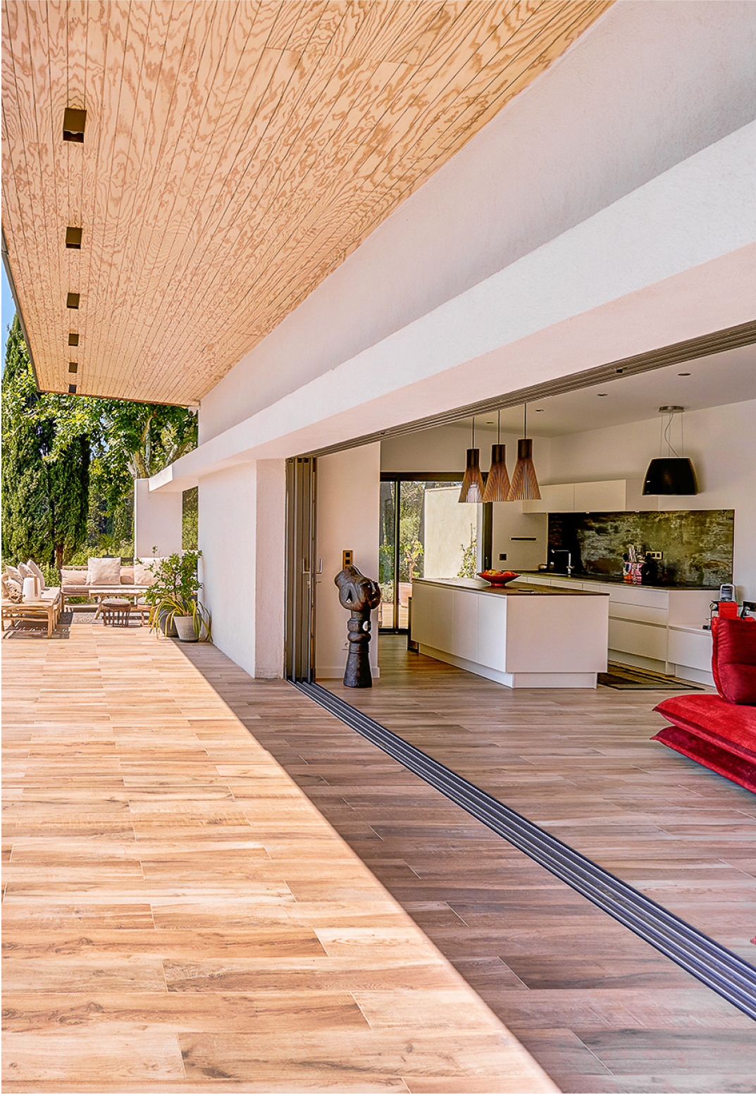 trouvez un architecte à aix-en-provence pour concevoir vos projets immobiliers sur mesure avec créativité et expertise locale.