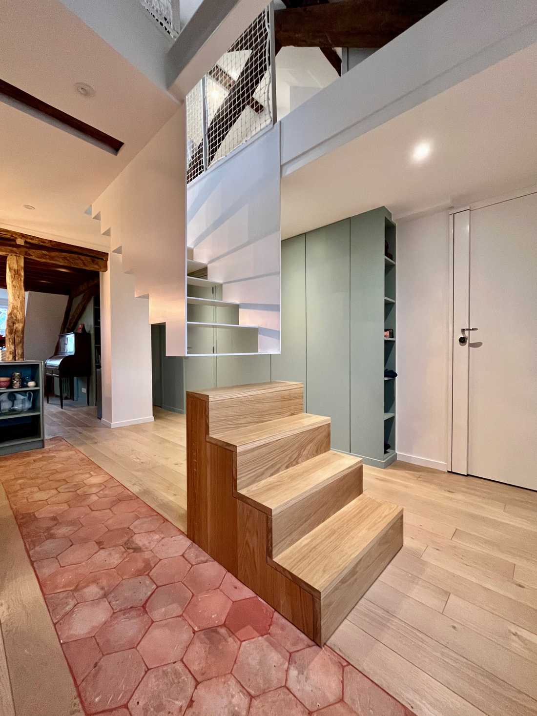 découvrez un architecte spécialisé dans l'aménagement et la rénovation de combles pour optimiser votre espace de vie avec style et fonctionnalité.