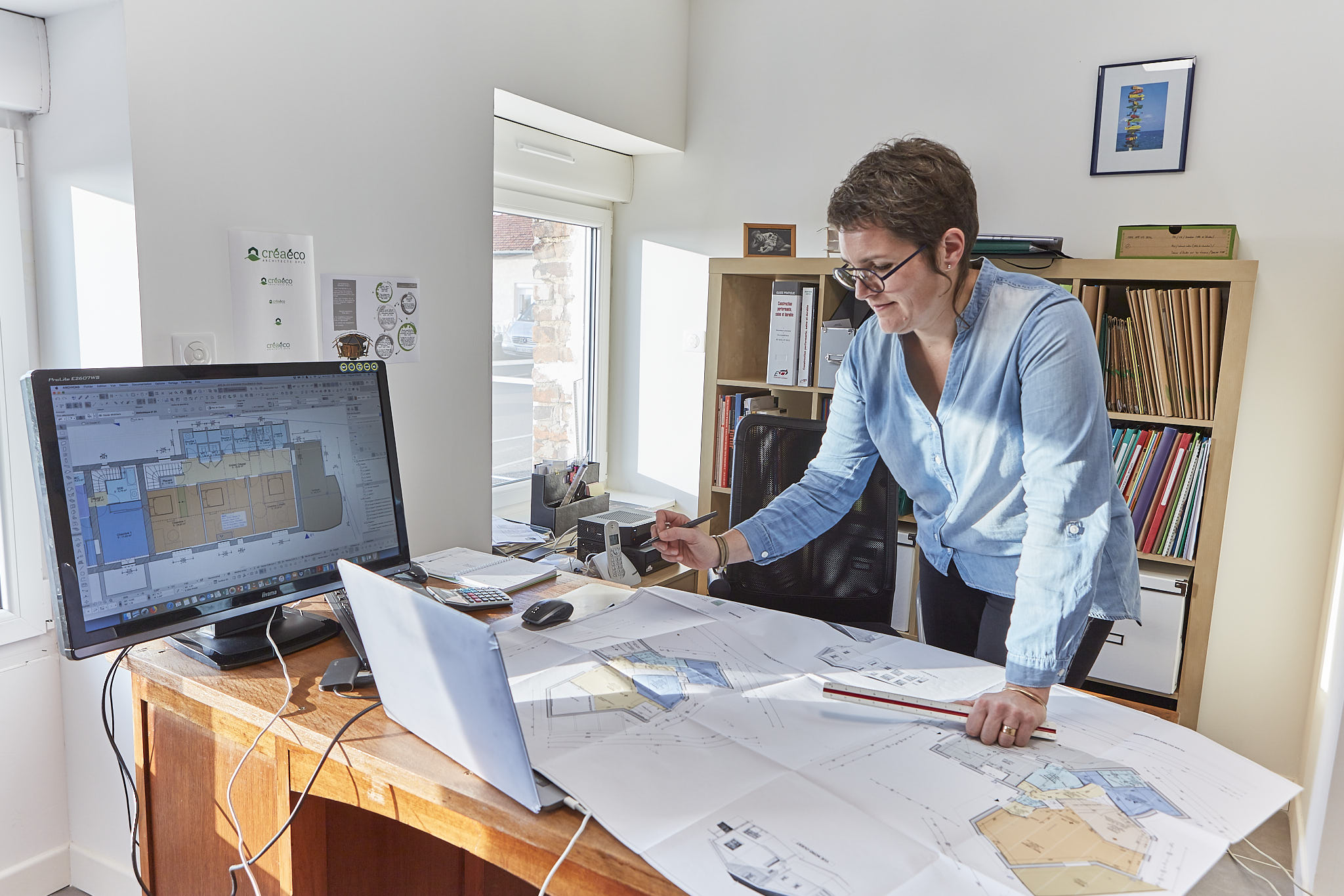 confiez la réalisation de vos projets à un architecte dplg expérimenté, qui allie expertise et créativité pour concrétiser vos idées avec succès.