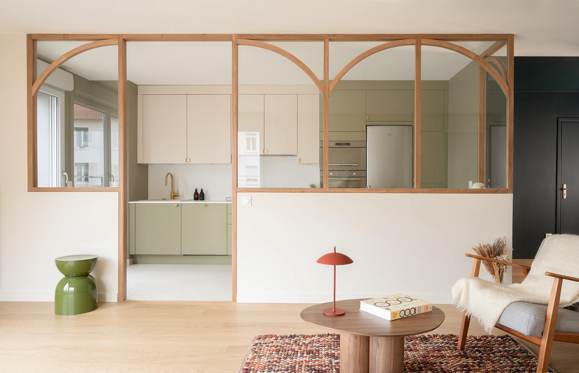 découvrez un architecte intérieur à lyon spécialisé dans la création d'espaces uniques et personnalisés pour votre maison ou votre bureau. expertise, créativité et savoir-faire au service de vos projets.