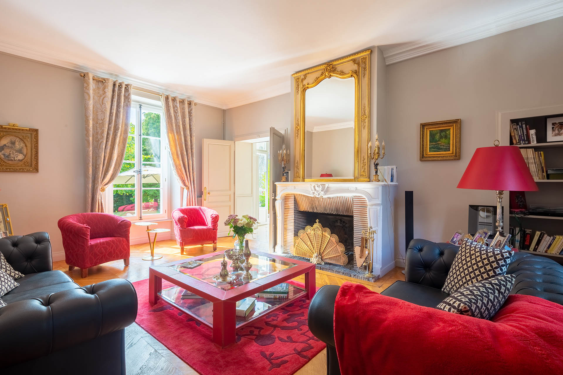 découvrez un architecte d'intérieur à versailles, spécialisé dans la création d'espaces élégants et fonctionnels qui reflètent votre style et optimisent votre habitat.