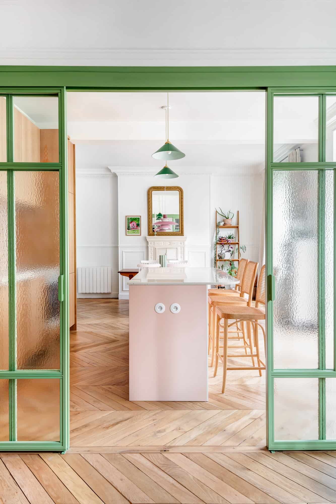 découvrez des solutions d'architecture intérieure innovantes et élégantes à paris pour transformer vos espaces de vie et de travail.