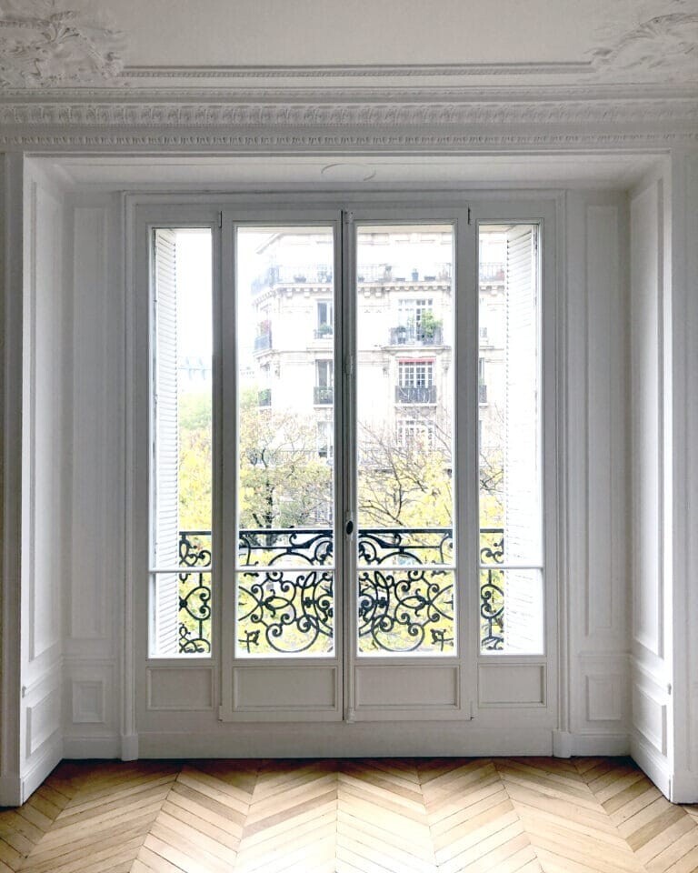 découvrez les avantages de la rénovation d'un immeuble haussmannien : valorisation du patrimoine, amélioration du confort, et optimisation énergétique.