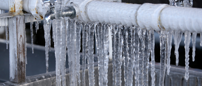 canalisation gelée ? découvrez nos astuces rapides et efficaces pour débloquer vos tuyaux congelés et retrouver un débit normal sans dégâts.