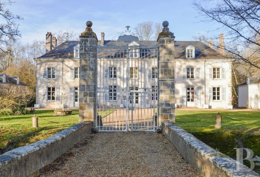 découvrez ce château à rénover proche du 15e arrondissement de paris, une opportunité unique pour 2025 alliant charme historique et potentiel moderne.