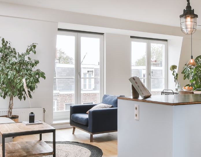 découvrez nos conseils pour choisir votre porte-fenêtre en 2025, avec un focus sur les nouveautés design, matériaux et performances énergétiques pour allier esthétique et confort.