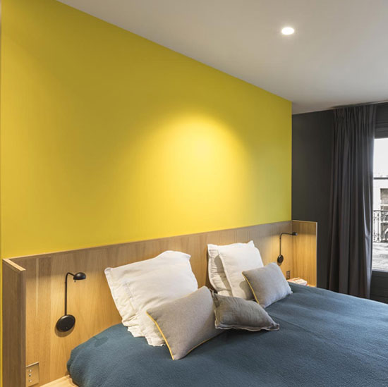 découvrez les couleurs tendance pour la chambre en 2025 et transformez votre espace avec des teintes modernes, apaisantes et élégantes.
