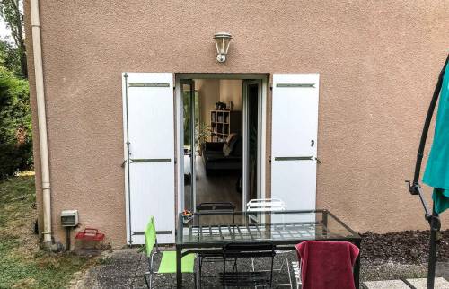 découvrez le coût d'un agrandissement de fenêtre, avec des conseils pour estimer votre budget selon les matériaux et la complexité des travaux.