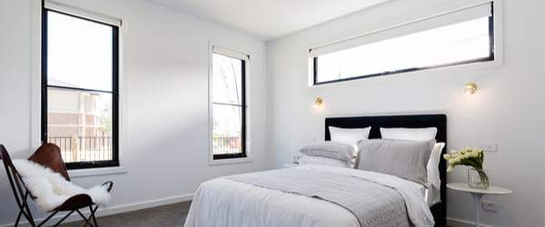 découvrez le coût d'aménagement d'un garage en chambre, les étapes à suivre et les conseils pour optimiser votre budget et valoriser votre espace.