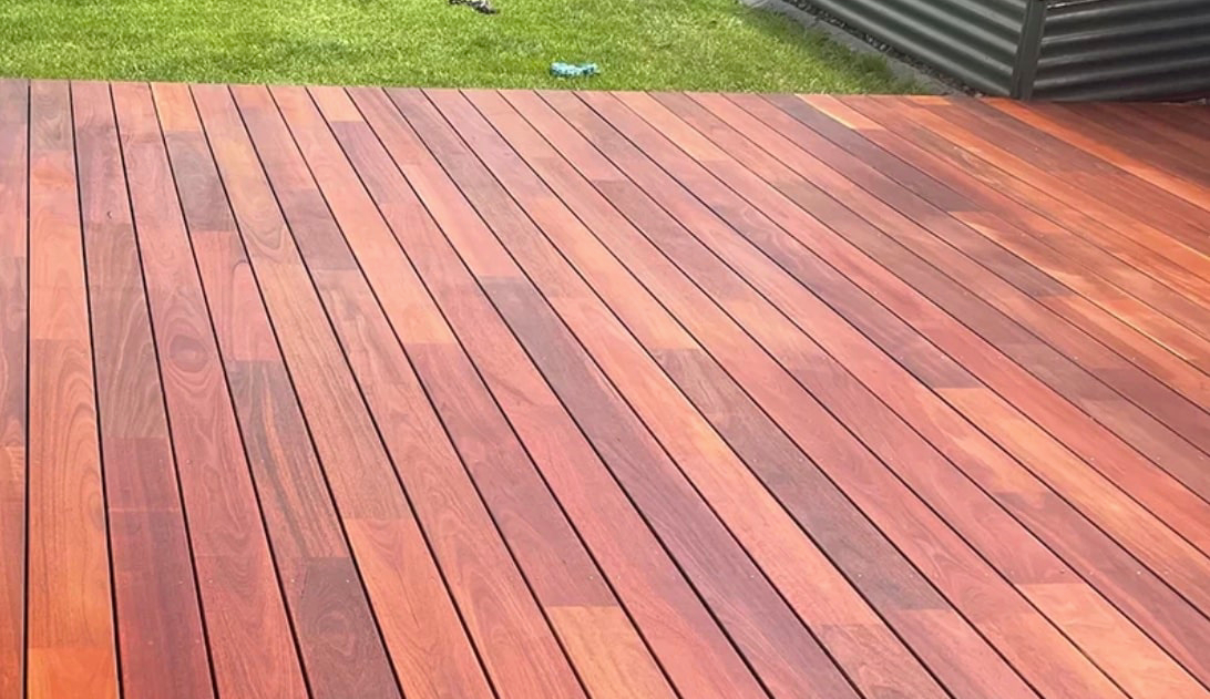 découvrez le coût de l'aménagement d'une terrasse : matériaux, main-d'œuvre et conseils pour un projet réussi adapté à votre budget.