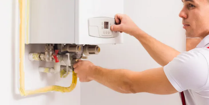 découvrez le coût moyen des déplacements pour l'entretien et la réparation de votre chaudière. estimez vos frais et planifiez votre budget facilement.