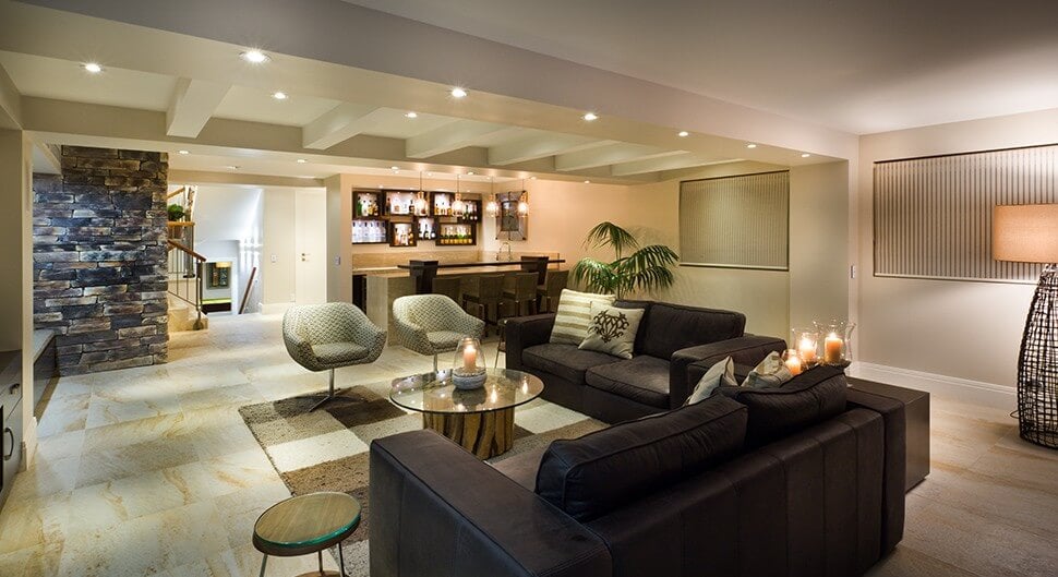 découvrez le coût d'une extension de maison avec sous-sol : estimation des prix, facteurs influençant le budget, et conseils pour réussir votre projet de construction.