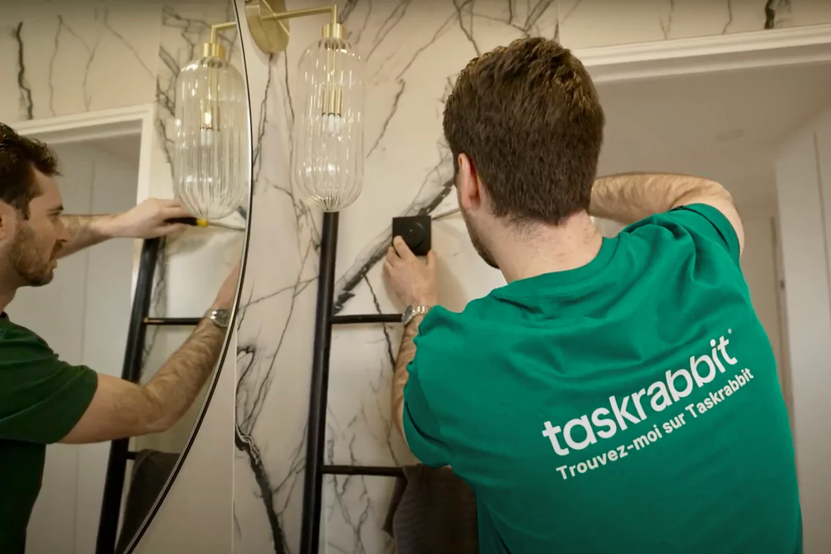 découvrez les facteurs influençant le coût d'une installation électrique et obtenez des conseils pour bien budgétiser vos travaux.